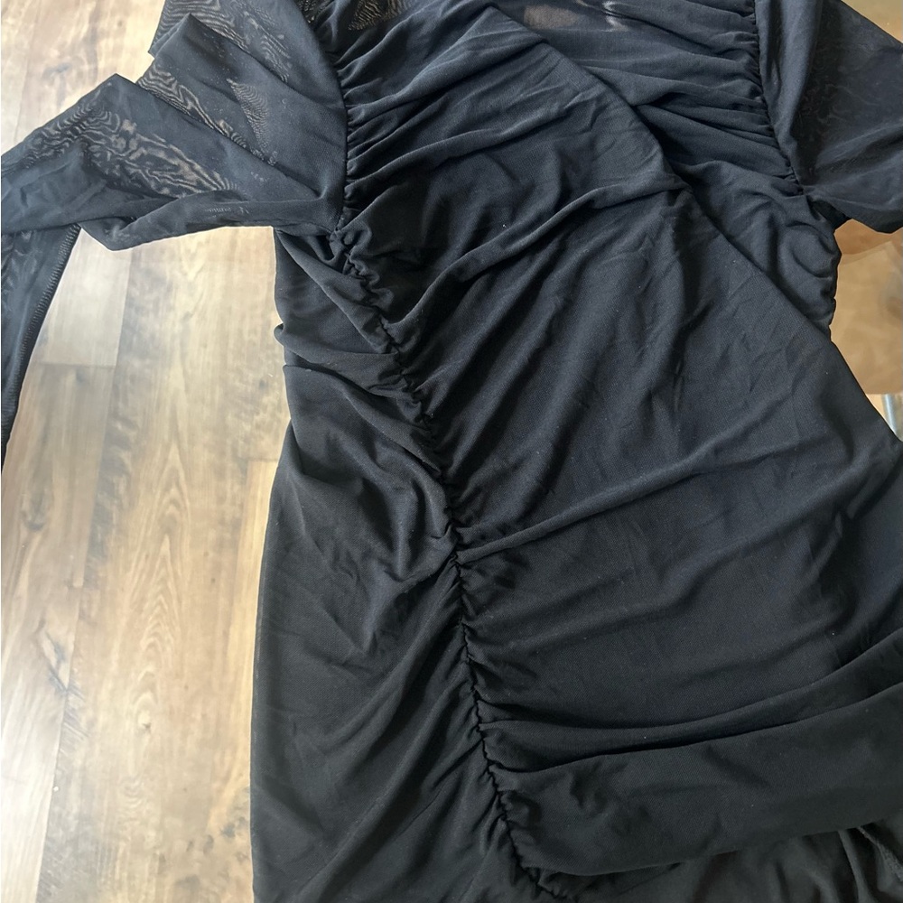 Elegant Black Long Sleeve Women's Top - Picture 12 of 16